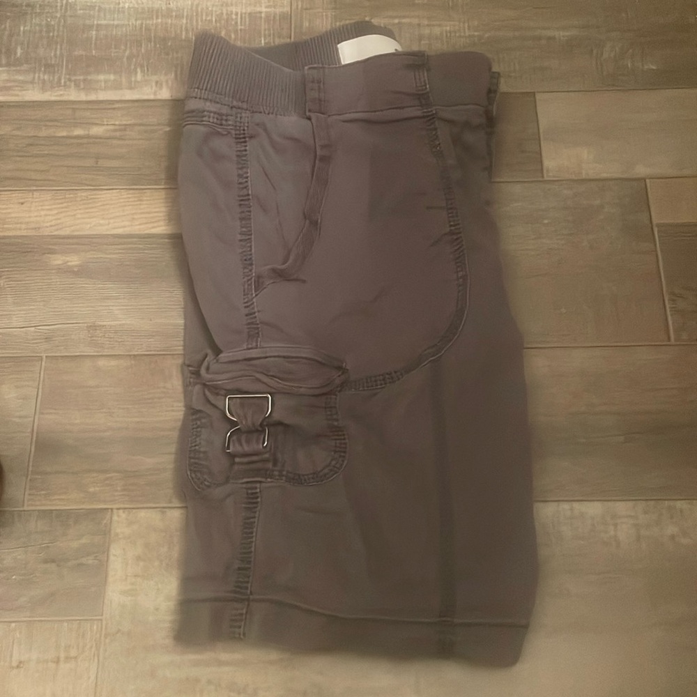 SOMOMA GOODS FOR LIFE
Size: 2 
Color: Grey